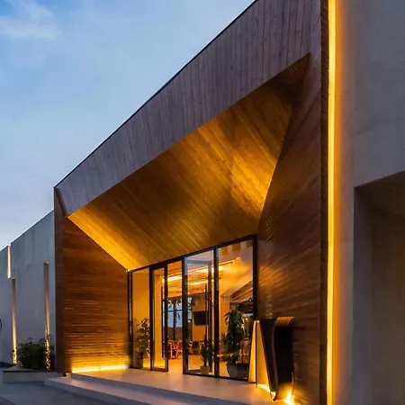 Sophie Waterfront * Durrës